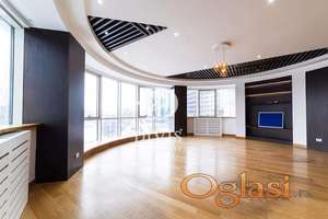 Luksuzan 5.0 stan kod Sava centra, 195m2, garaža